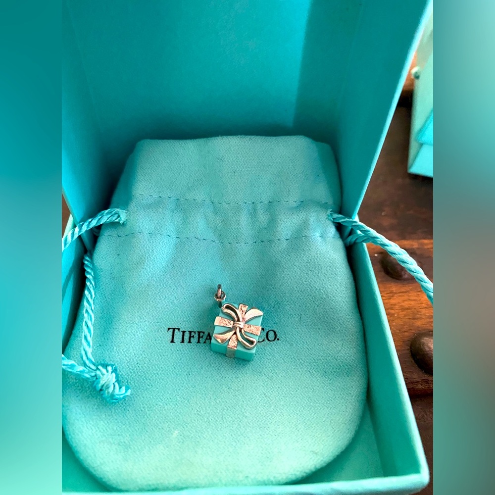 Tiffany & Co. present box charm AG 925 Germany ~!